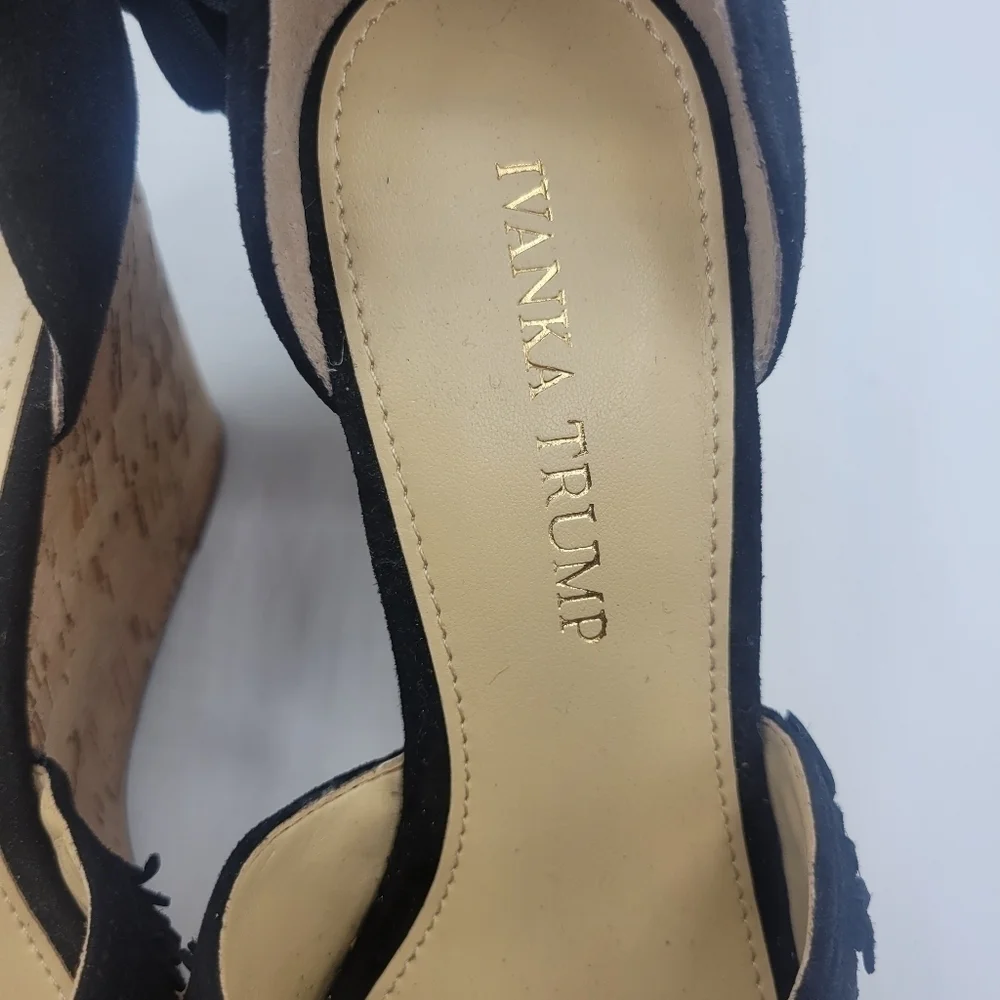Ivanka Trump leather upper platform with fringe details size 71/2m